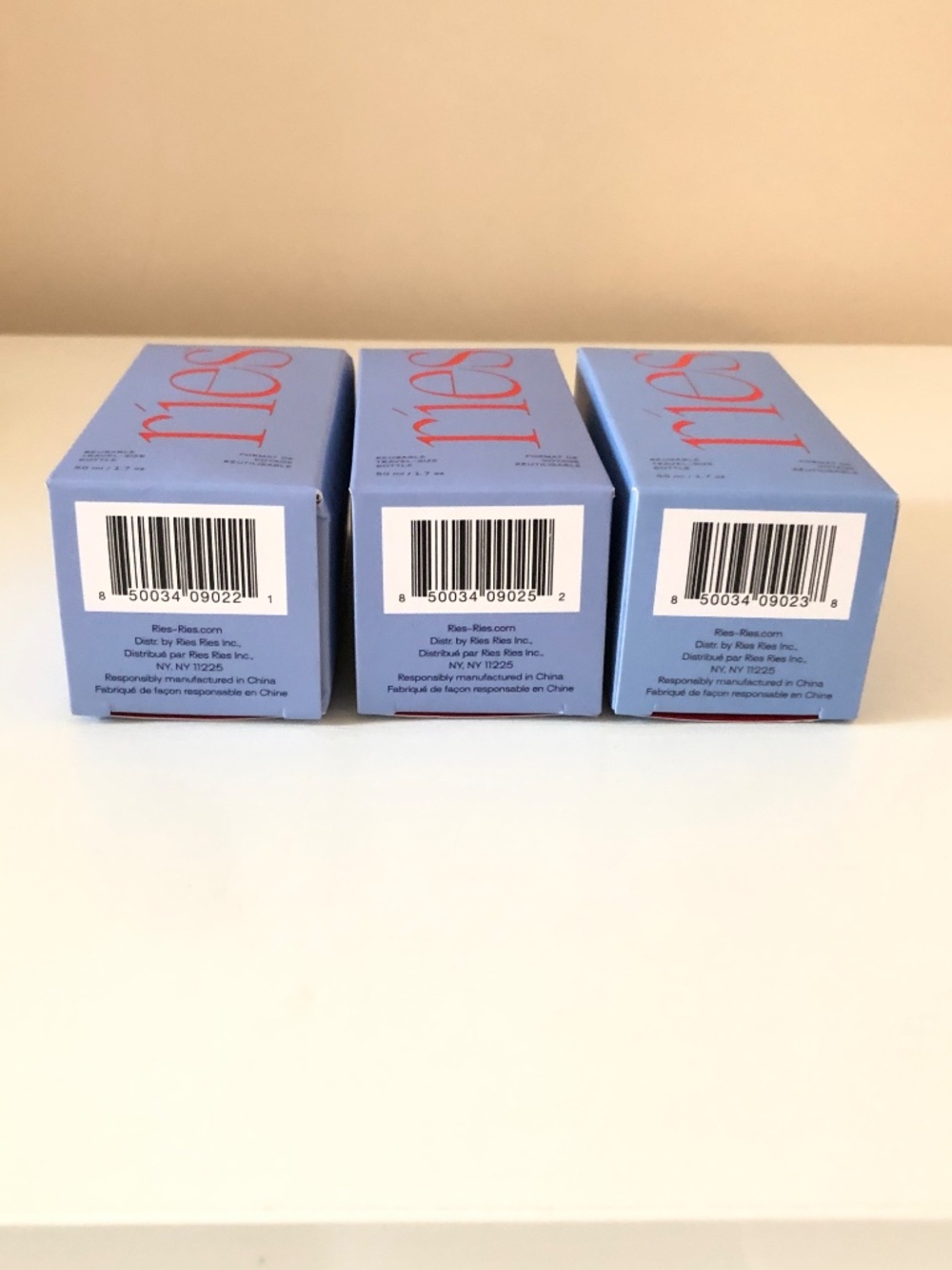 NWT RIES The Essential Refillable Travel Bottle 1.7oz 50ml 3-Pack Set BLUE - Picture 4 of 5